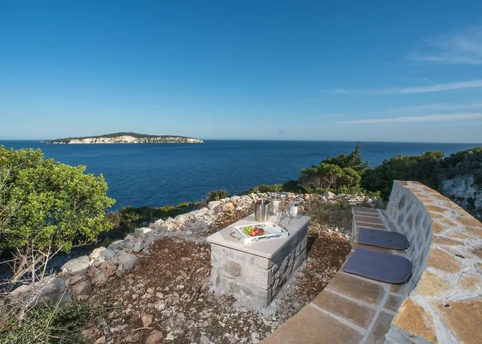 Basilica Estate * Porto Ozias